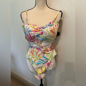 No Boundaries One Piece Bathing Suit Jungle Print Multicolor L NWT